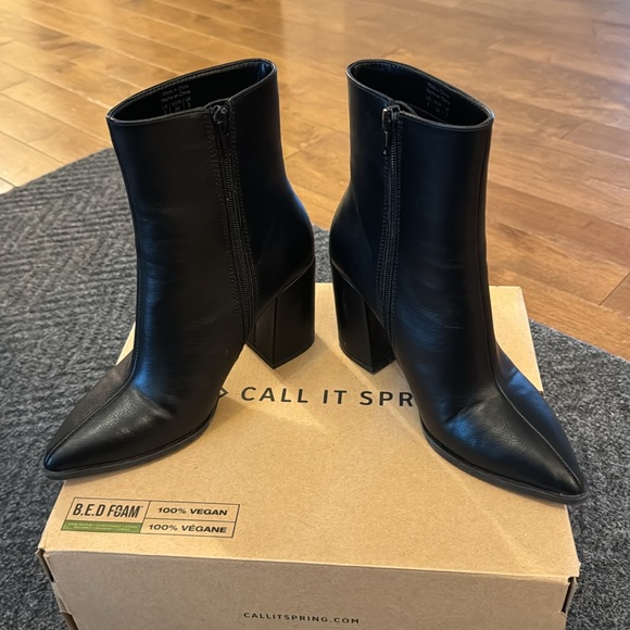 Brand New Black Boot - Picture 3 of 3